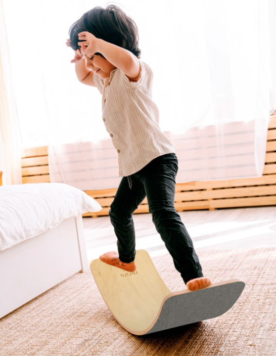 Deska do ćwiczeń balansowa balansująca bujak kołyska Montessori