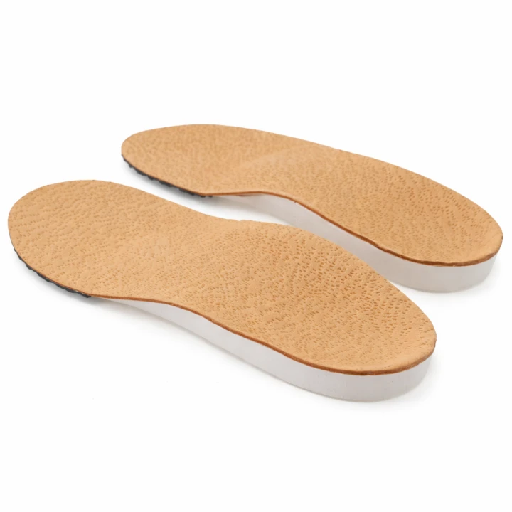 Ortopedyczne wkładki na białym tle.png