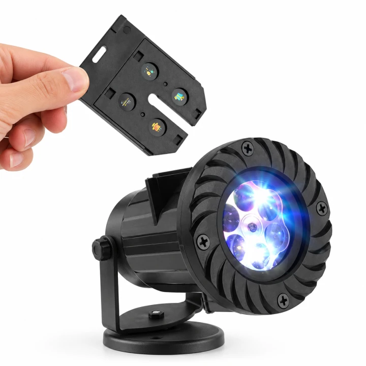 Iluminacja świąteczna LED wyświetlana na elewacji domu
