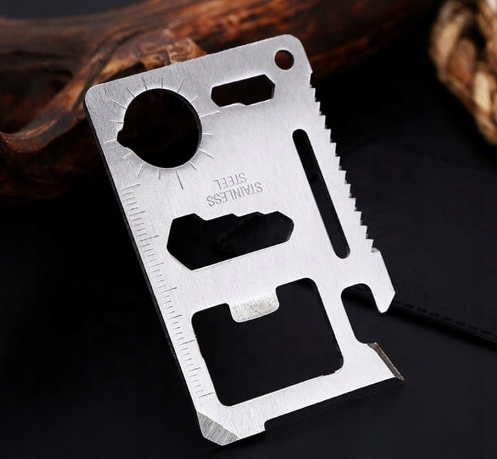 KARTA-PRZEZYCIA-PRZETRWANIA-SURVIVAL-MULTITOOL-HIT-Marka-inna-marka.jpg