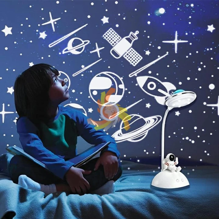 Lampka biurkowa nocna projektor Astronauta UFO